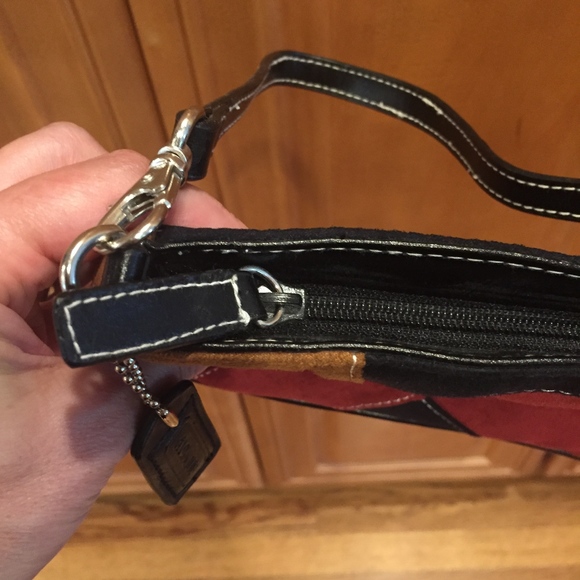 Small suede bag by Acorn-perfect for FALL - Picture 5 of 8